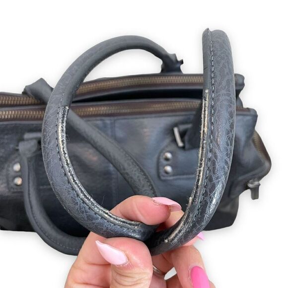 Matt & Nat Double Zip Bag - Picture 6 of 9